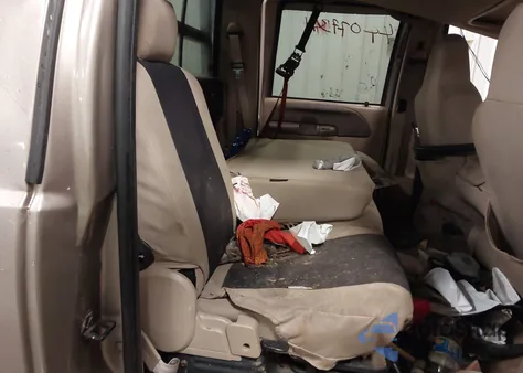 2004 Ford F-250 Lariat/Xl/Xlt из США, поврежденный, VIN 1FTNW21S34EB70099